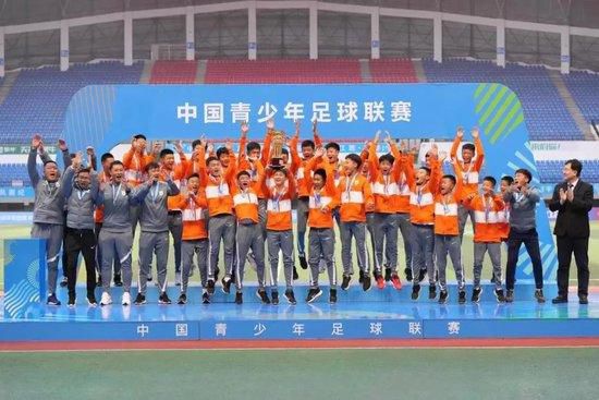自曼联所有者格雷泽家族宣布考虑出售俱乐部所有权以来，有关曼联俱乐部收购的谈判进行了13个月。